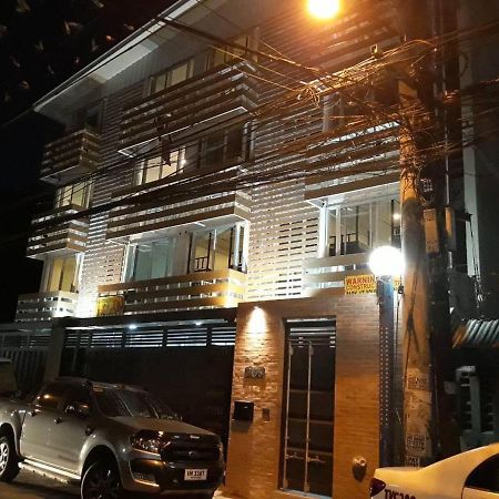 Burgos Hub Hostel Pasay Exteriér fotografie