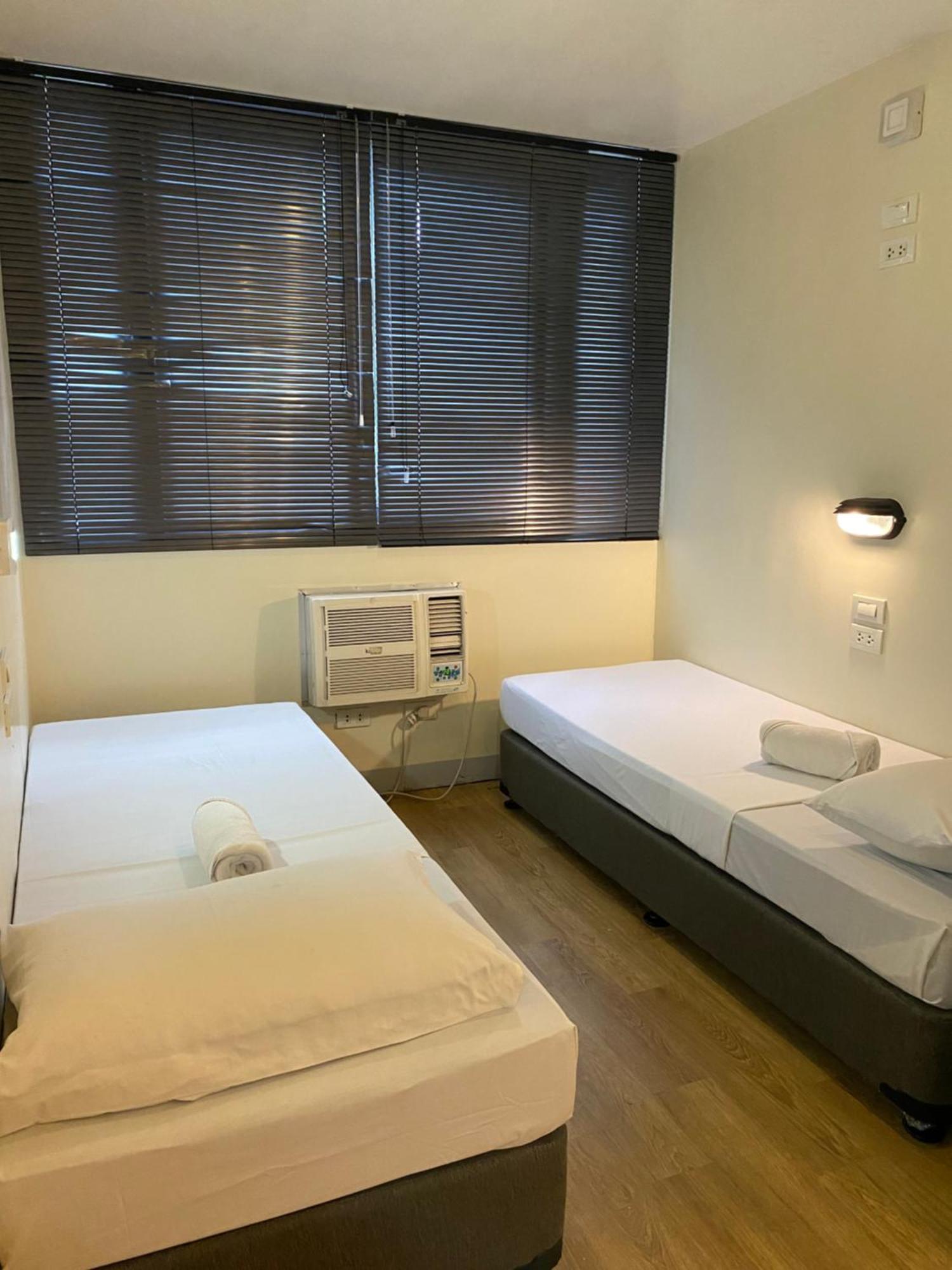 Burgos Hub Hostel Pasay Exteriér fotografie